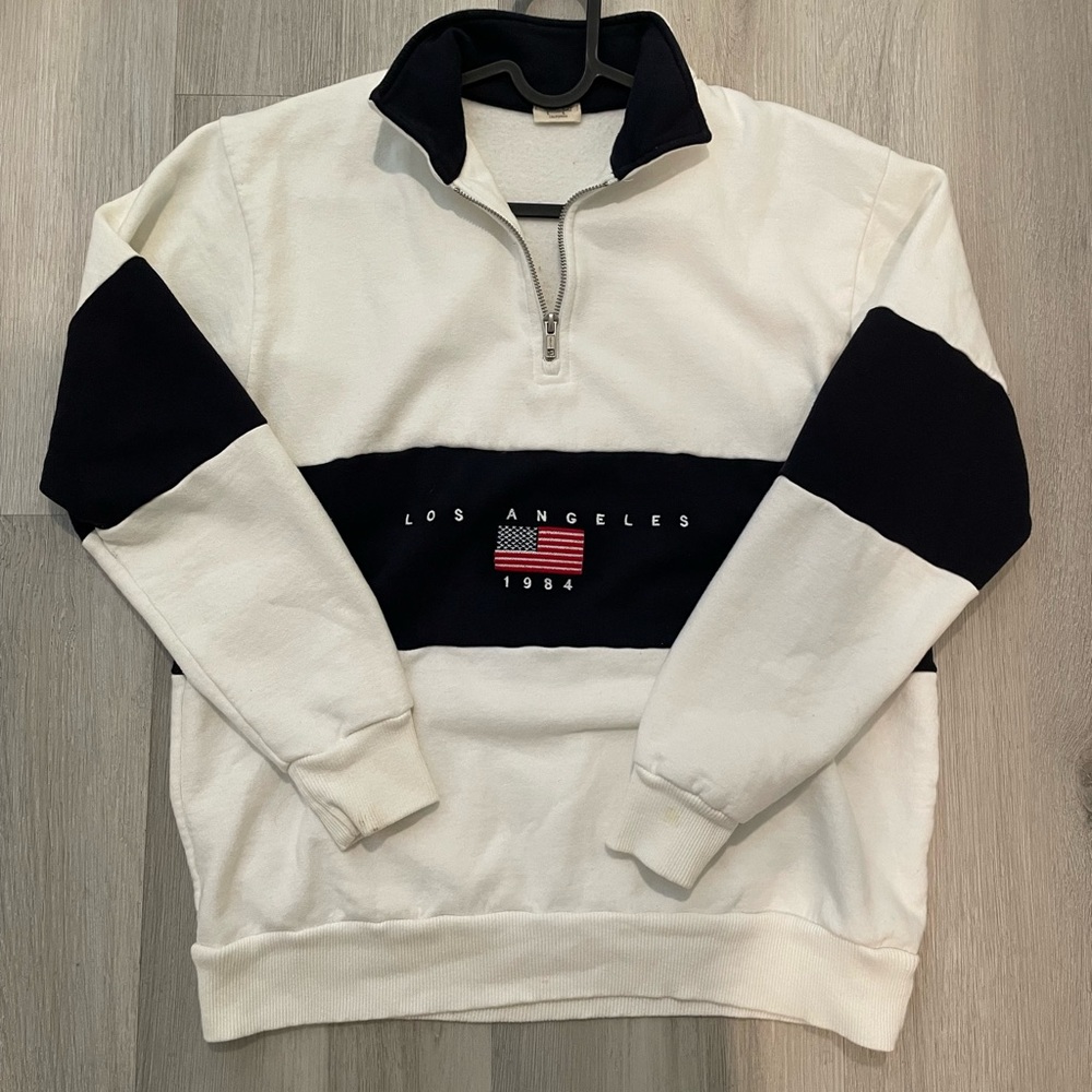 Brandy Melville Los Angeles Sweatshirt